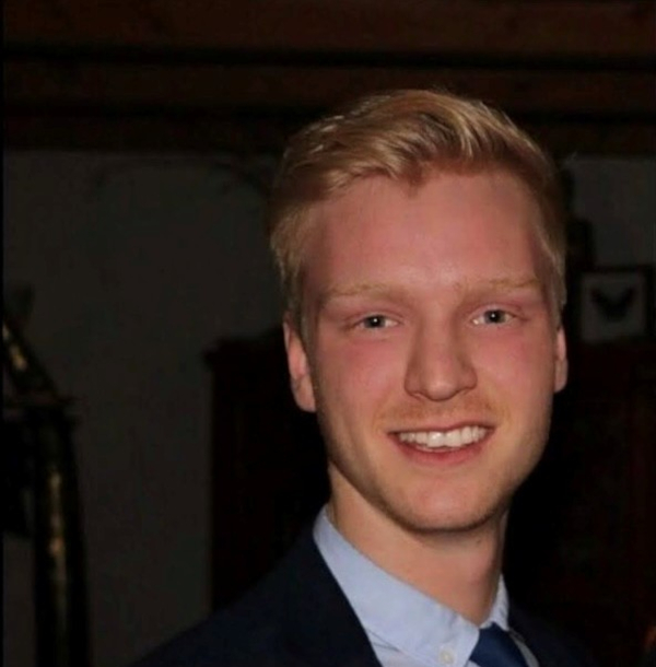 Zufriedener Kunde nach Mentaltraining – authentisches Testimonial für mehr Selbstvertrauen, Klarheit und mentale Stärke.